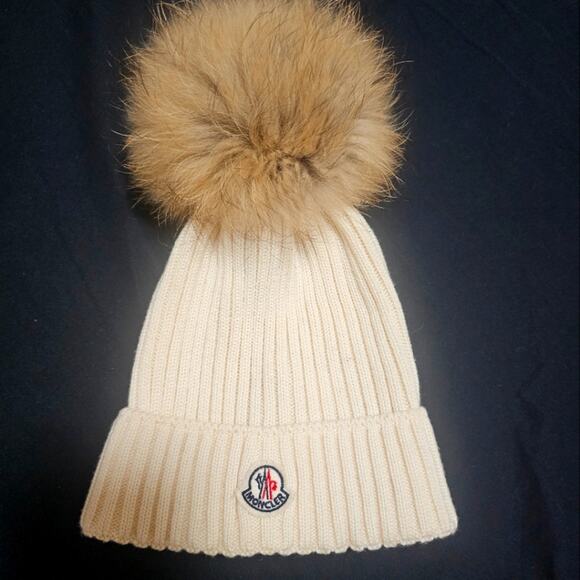 Moncler Beanie REAL FUR Pom Pom Hat Authentic - Picture 1 of 11